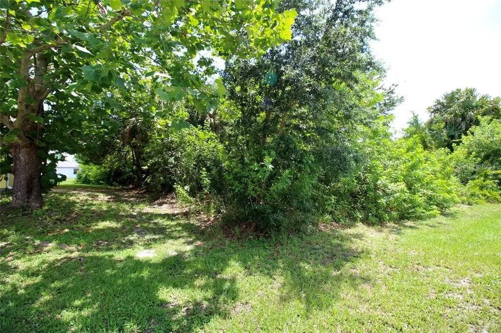18311 Van Nuys Circle Port Charlotte FL 33948