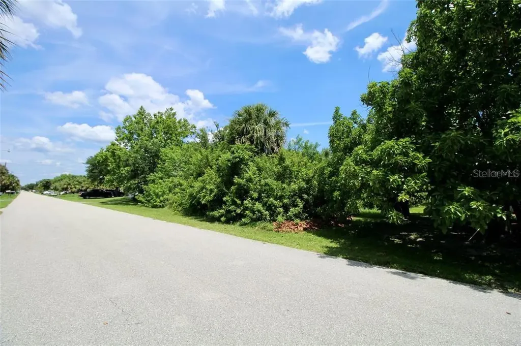 18311 Van Nuys Circle Port Charlotte FL 33948