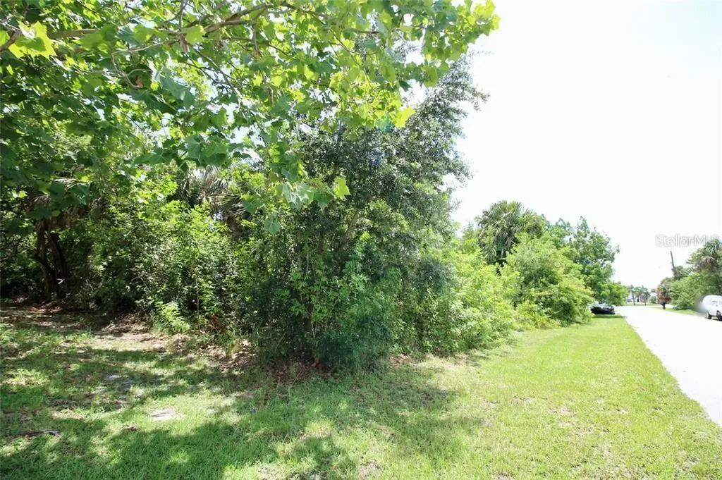 18311 Van Nuys Circle Port Charlotte FL 33948