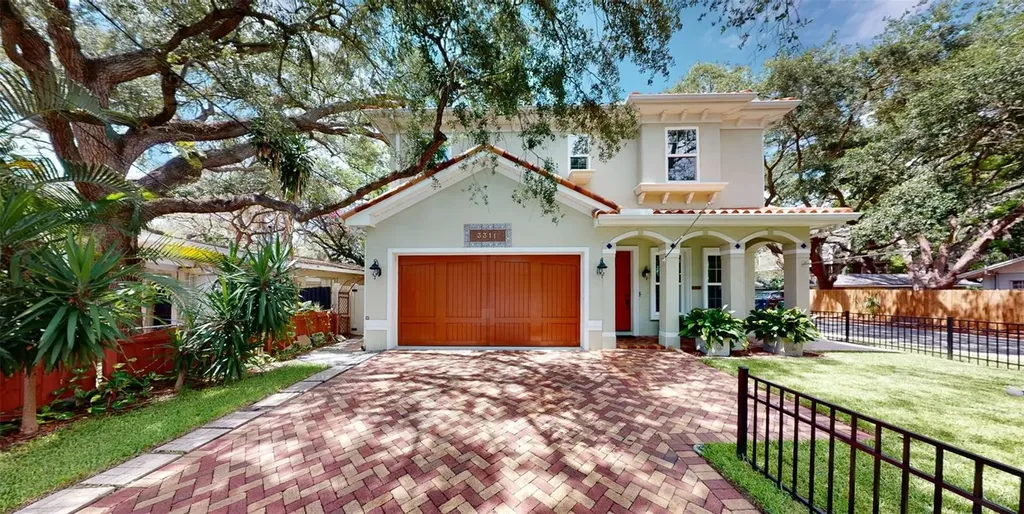 3311 W Villa Rosa Street Tampa FL 33611