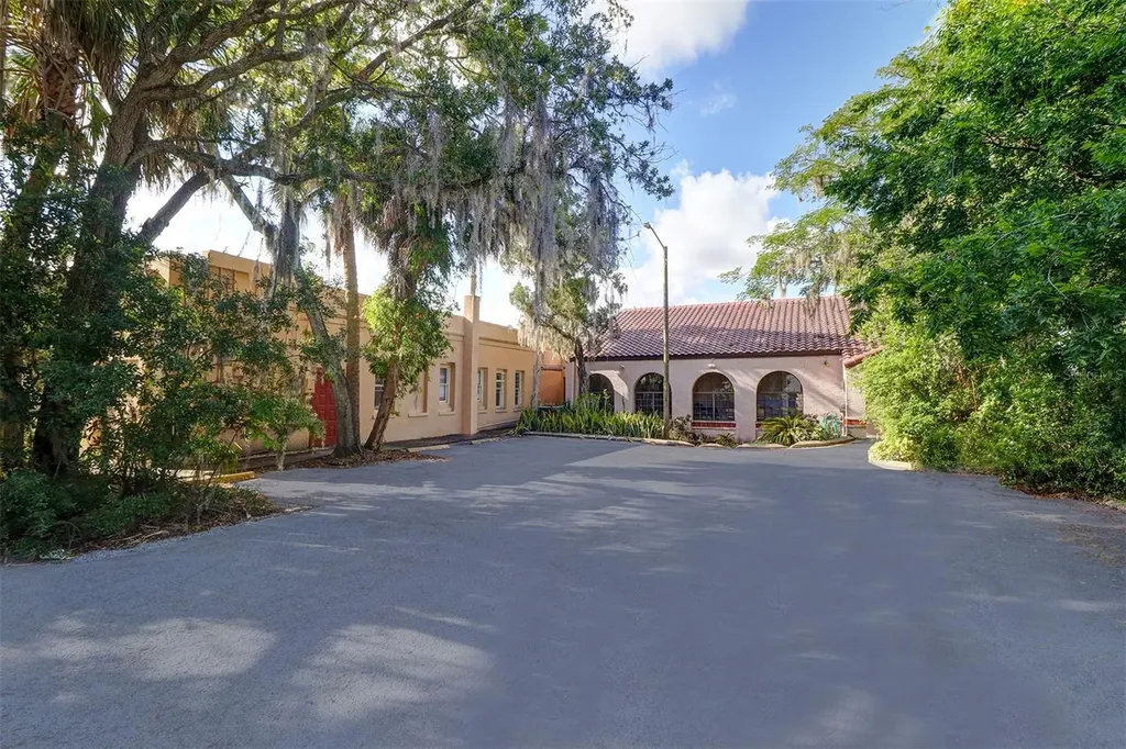 5801 Main Street New Port Richey FL 34652