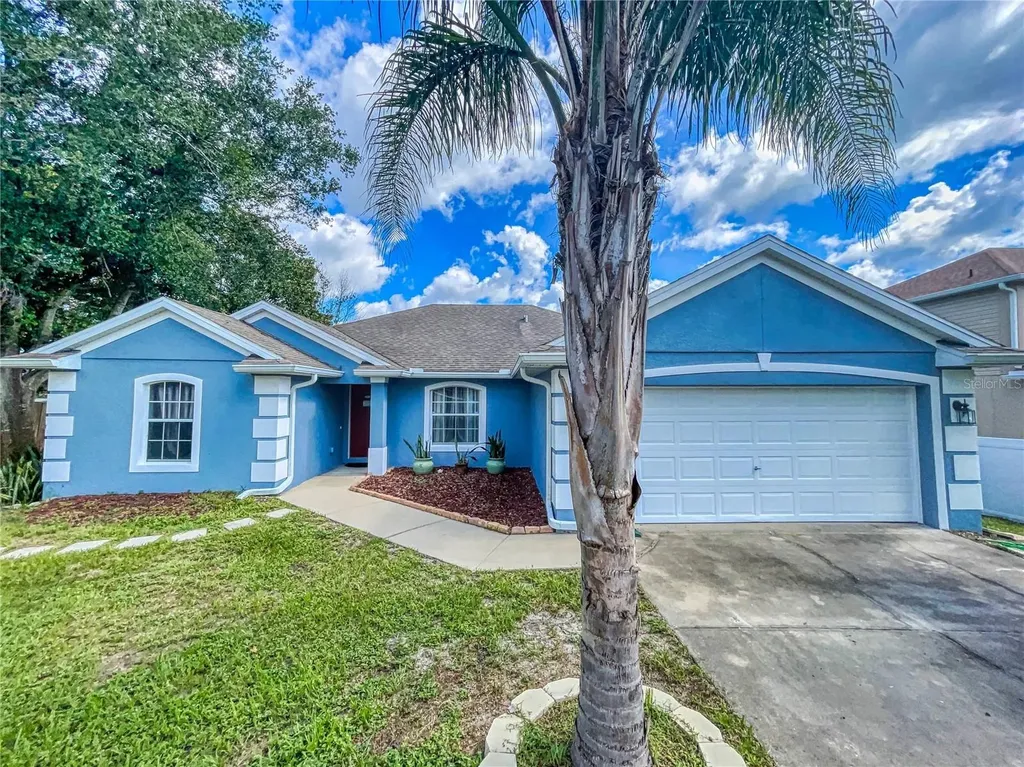 1932 Paragon Street Deltona FL 32738