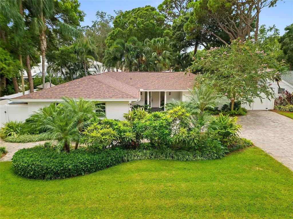 1398 88th Avenue N St Petersburg FL 33702