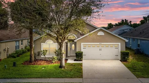 7825 Myrtle Oak Lane Kissimmee FL 34747
