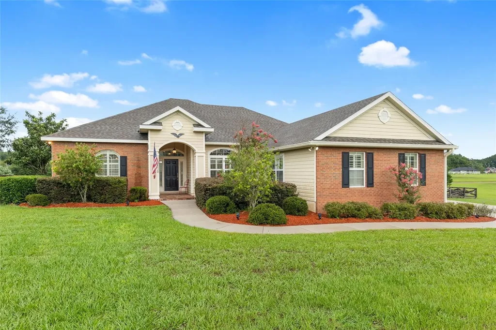 25528 NW 174th Place High Springs FL 32643