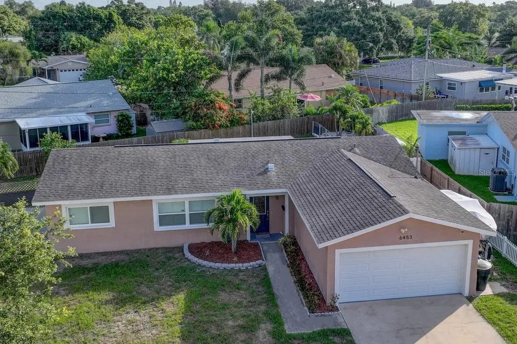 6453 32nd Avenue N St Petersburg FL 33710