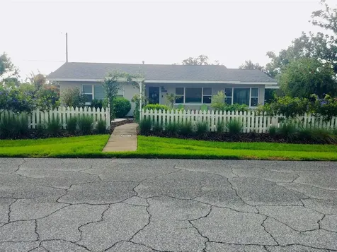 1975 Westland Road Mount Dora FL 32757