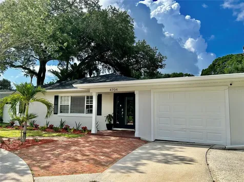 4704 W Leona Street Tampa FL 33629