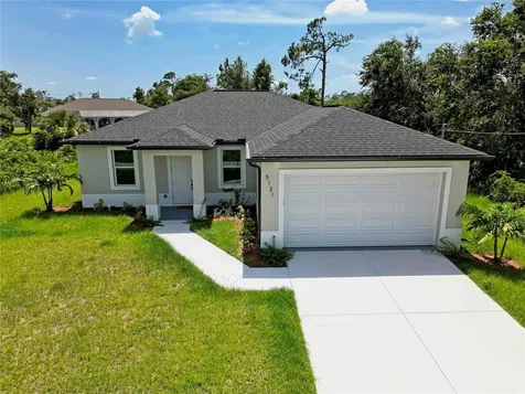 5131 Foxhall Road North Port FL 34288