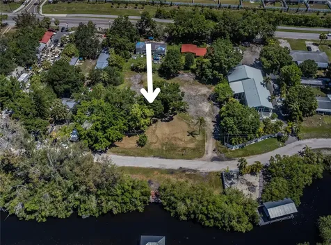 817 2nd Avenue NW Ruskin FL 33570