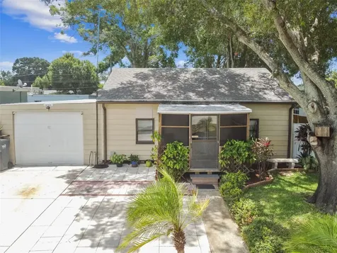 2760 41st Avenue N St Petersburg FL 33714