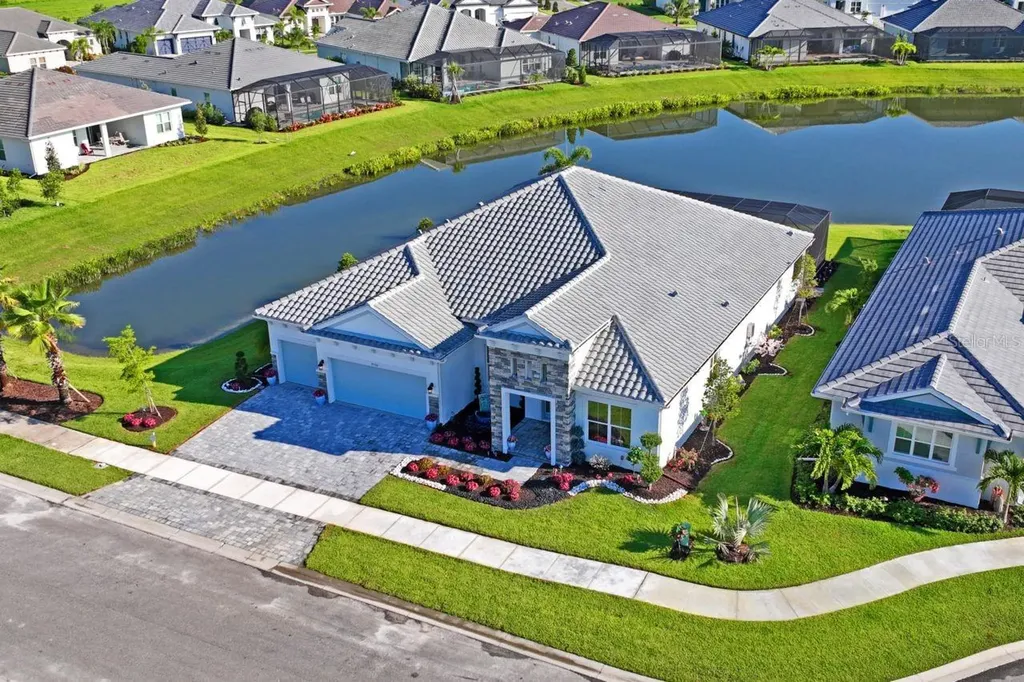 8500 Candlewood Court Sarasota FL 34240