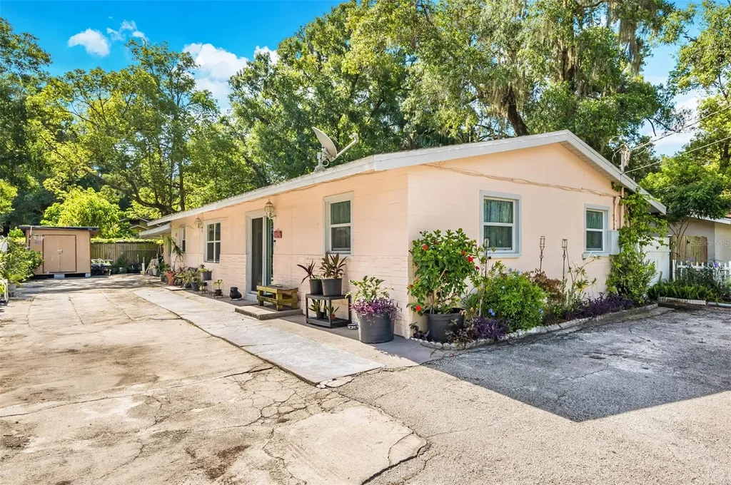 8003 N Brooks Street Tampa FL 33604