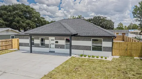8503 Woodlake Drive Tampa FL 33615