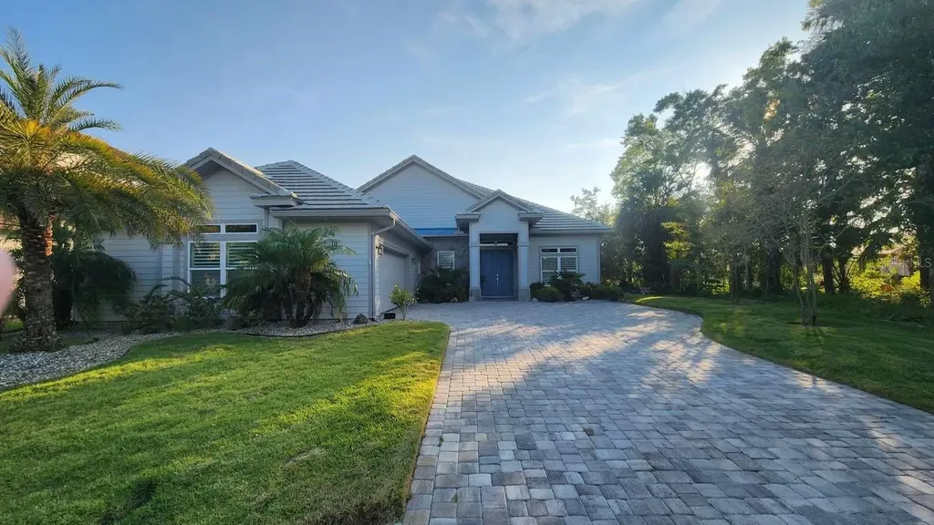 24 Cortes Court Palm Coast FL 32137