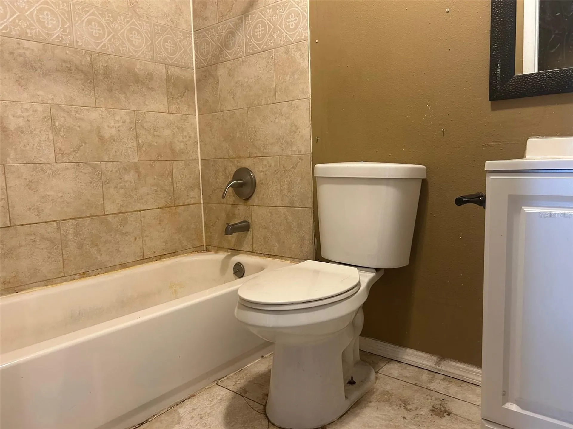 1215 E Hazzard Avenue Eustis FL 32726