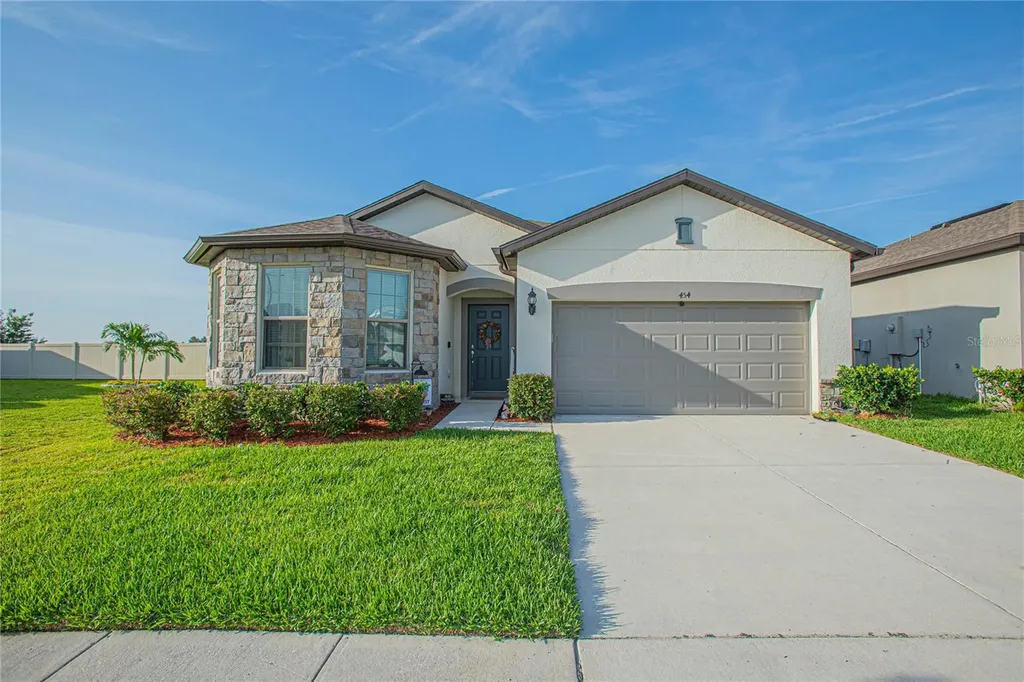 454 Citrus Isle Loop Davenport FL 33837
