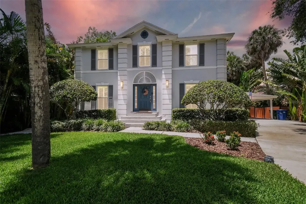 4805 W Estrella Street Tampa FL 33629
