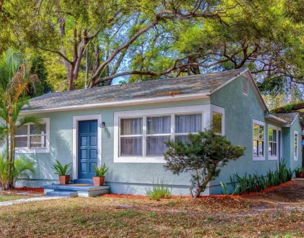 2601 Miriam Street S Gulfport FL 33711
