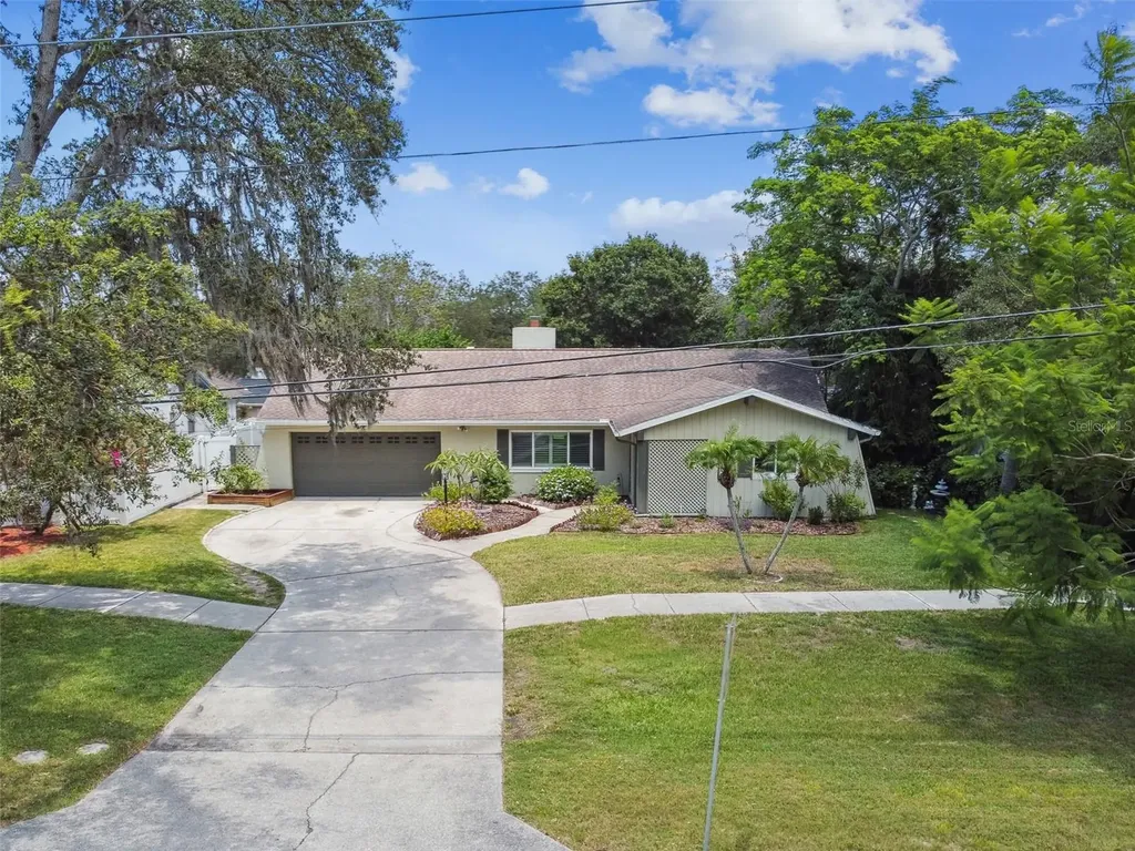 3316 Enterprise Road E Safety Harbor FL 34695