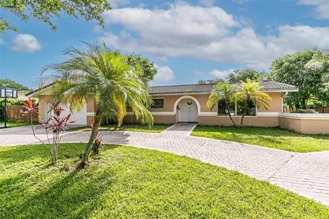 700 Gardenia Lane Plantation FL 33317