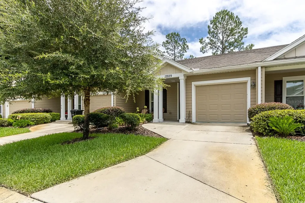 12829 NW 11th Place Newberry FL 32669