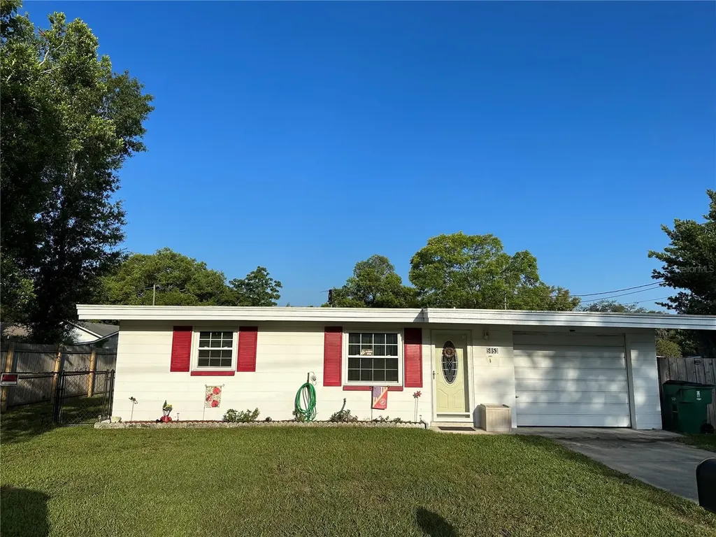 5853 20th Street Zephyrhills FL 33542