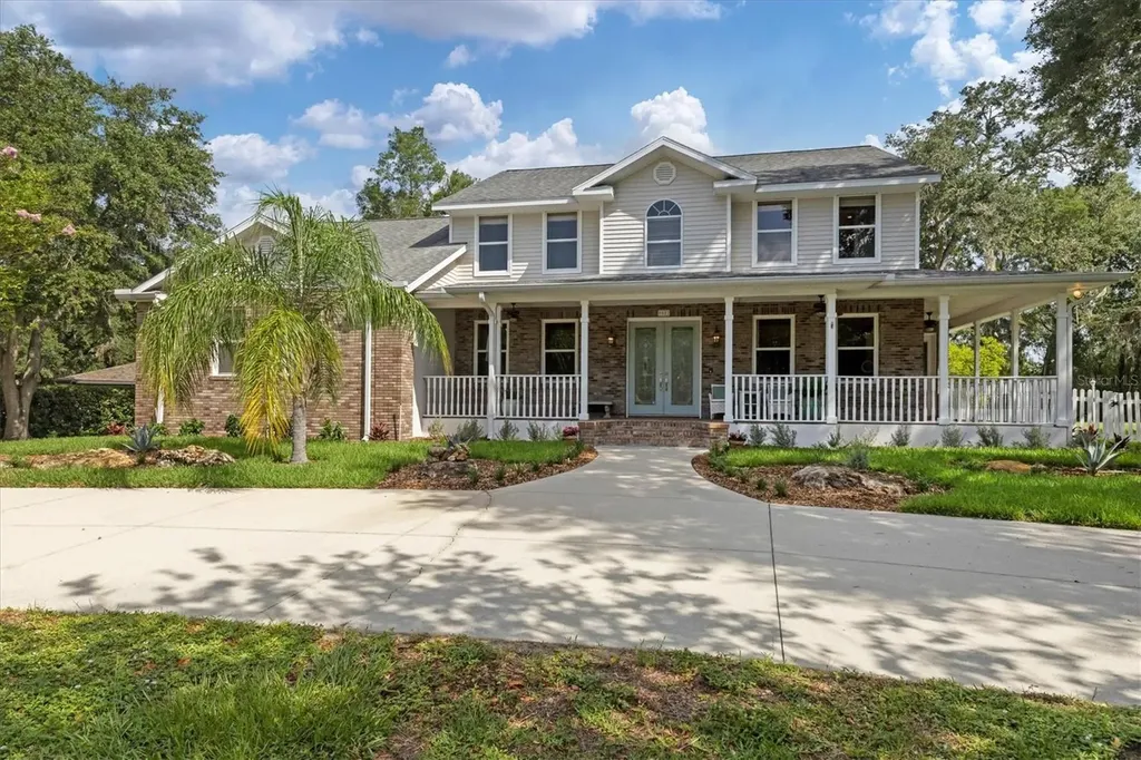 9022 63rd Avenue E Bradenton FL 34202