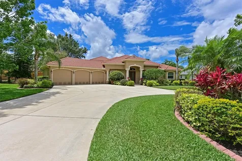6604 Butlers Crest Drive Bradenton FL 34203