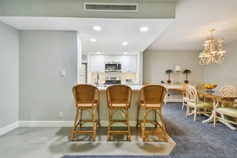 36750 Us Highway 19 N Palm Harbor FL 34684