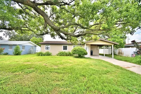 310 Center Street Auburndale FL 33823