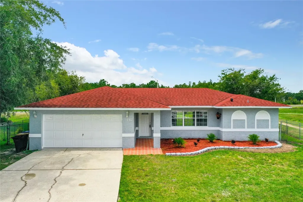 742 Toulon Drive Kissimmee FL 34759