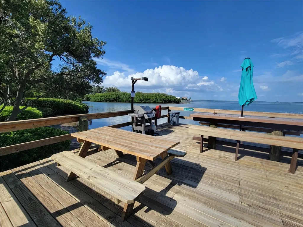 1515 Pinellas Bayway S Tierra Verde FL 33715