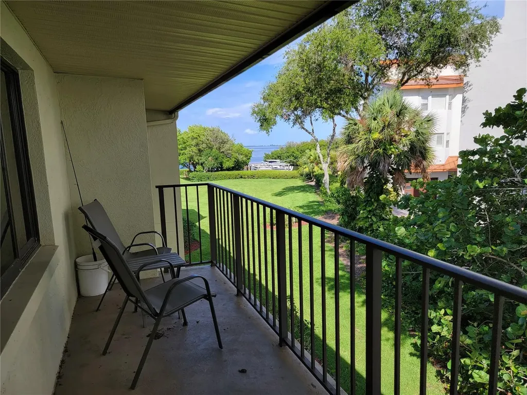 1515 Pinellas Bayway S Tierra Verde FL 33715