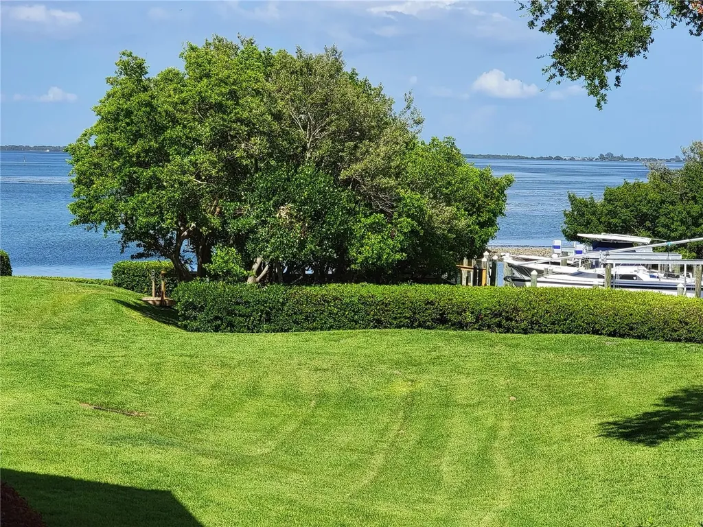 1515 Pinellas Bayway S Tierra Verde FL 33715