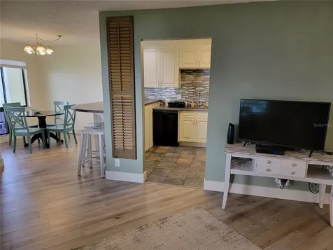 1515 Pinellas Bayway S Tierra Verde FL 33715
