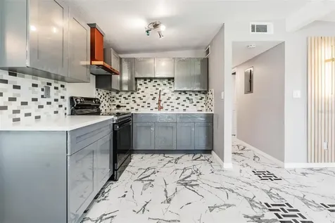 4930 S 83rd Street Tampa FL 33619