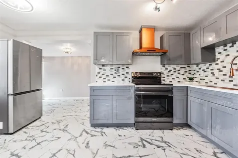 4930 S 83rd Street Tampa FL 33619