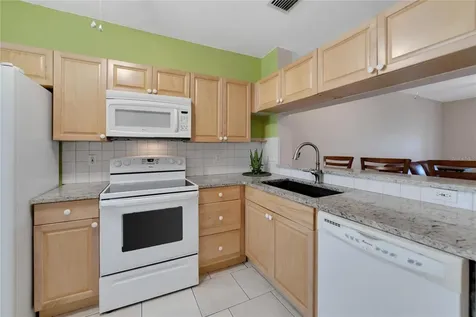 6359 Bayside Key Drive Tampa FL 33615