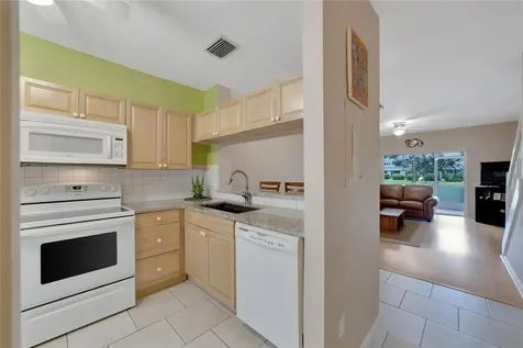 6359 Bayside Key Drive Tampa FL 33615