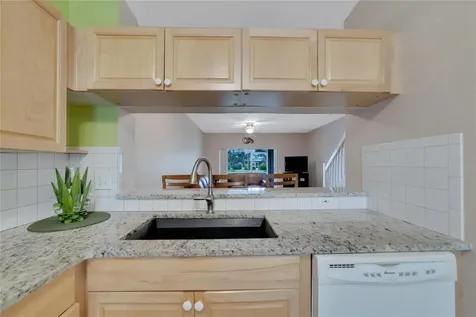 6359 Bayside Key Drive Tampa FL 33615