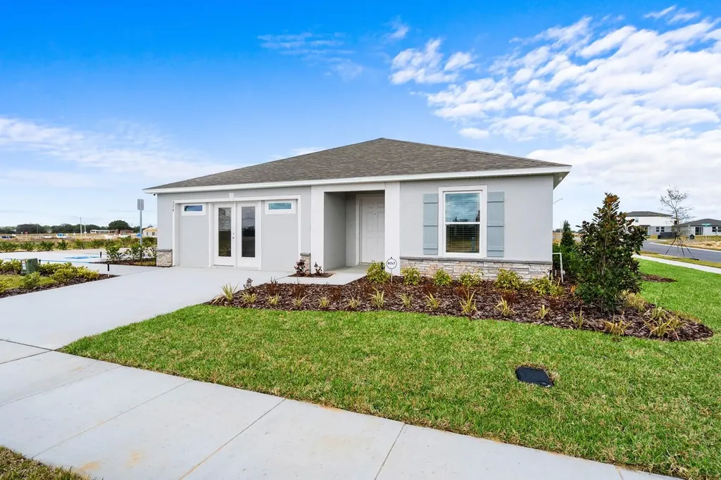 379 Towns Circle Haines City FL 33844