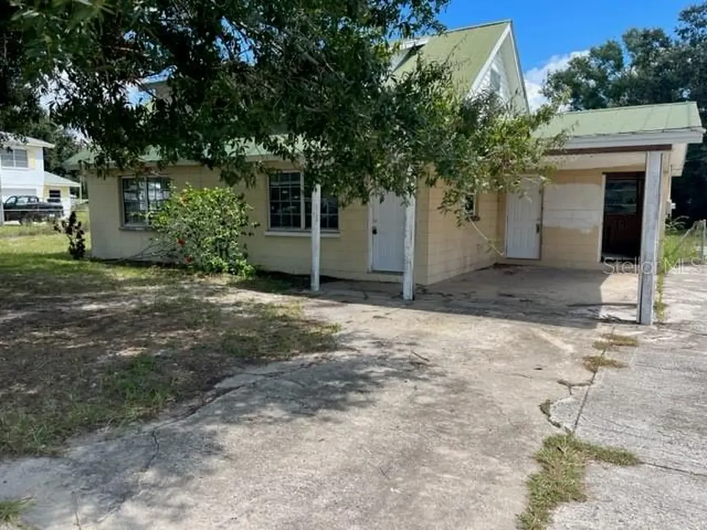 1008 Spirit Lake Road Winter Haven FL 33880