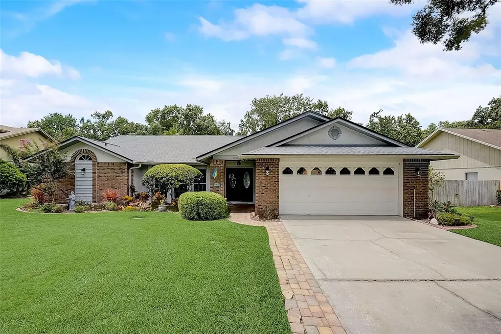 3901 Lithia Ridge Boulevard Valrico FL 33596