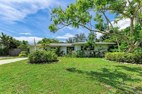 3246 Elmore Place Sarasota FL 34239