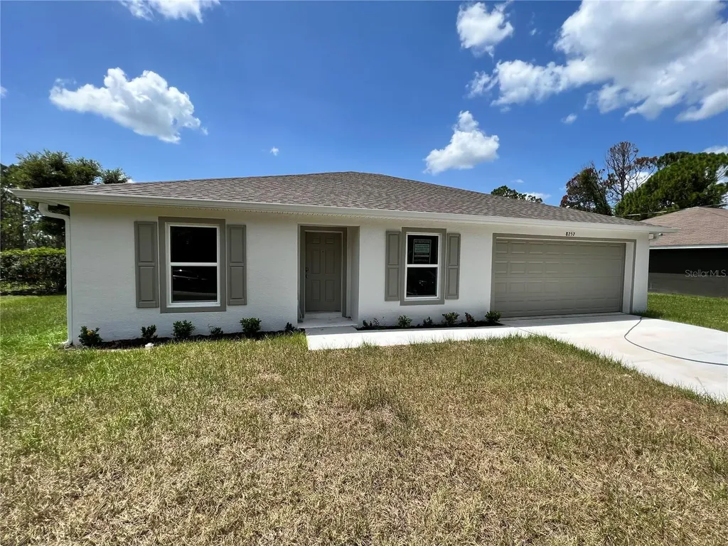 8257 Amendola Avenue North Port FL 34291