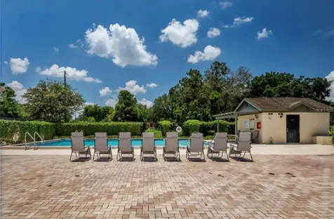 16504 Lake Brigadoon Circle Tampa FL 33618