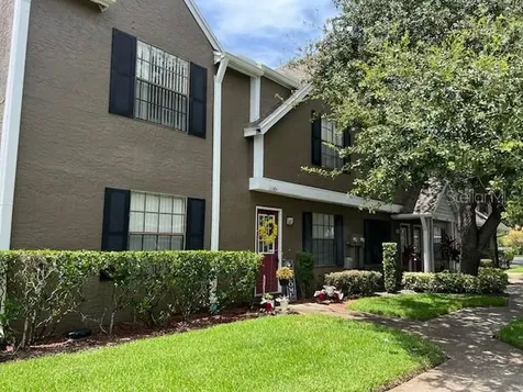 16504 Lake Brigadoon Circle Tampa FL 33618