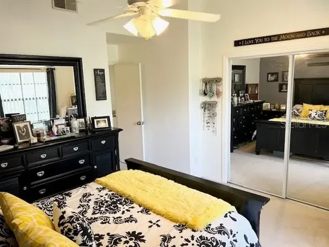 16504 Lake Brigadoon Circle Tampa FL 33618