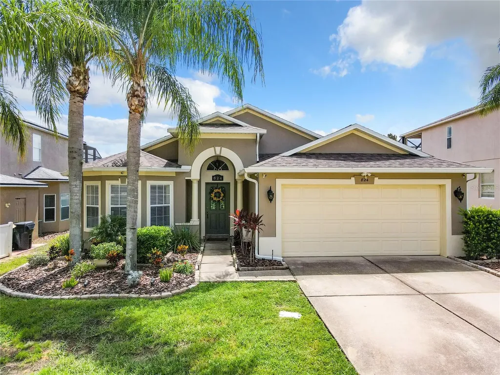 824 Henley Circle Davenport FL 33896